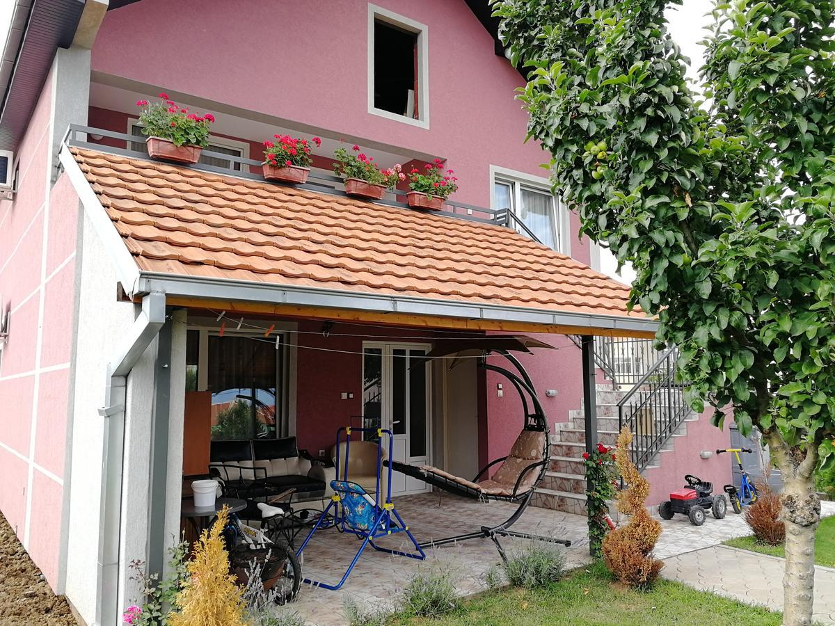 Apartments "Predah Kod Baraca" Ni Extérieur photo