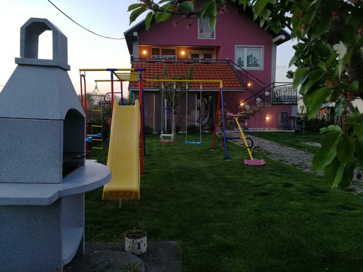 Apartments "Predah Kod Baraca" Ni Extérieur photo