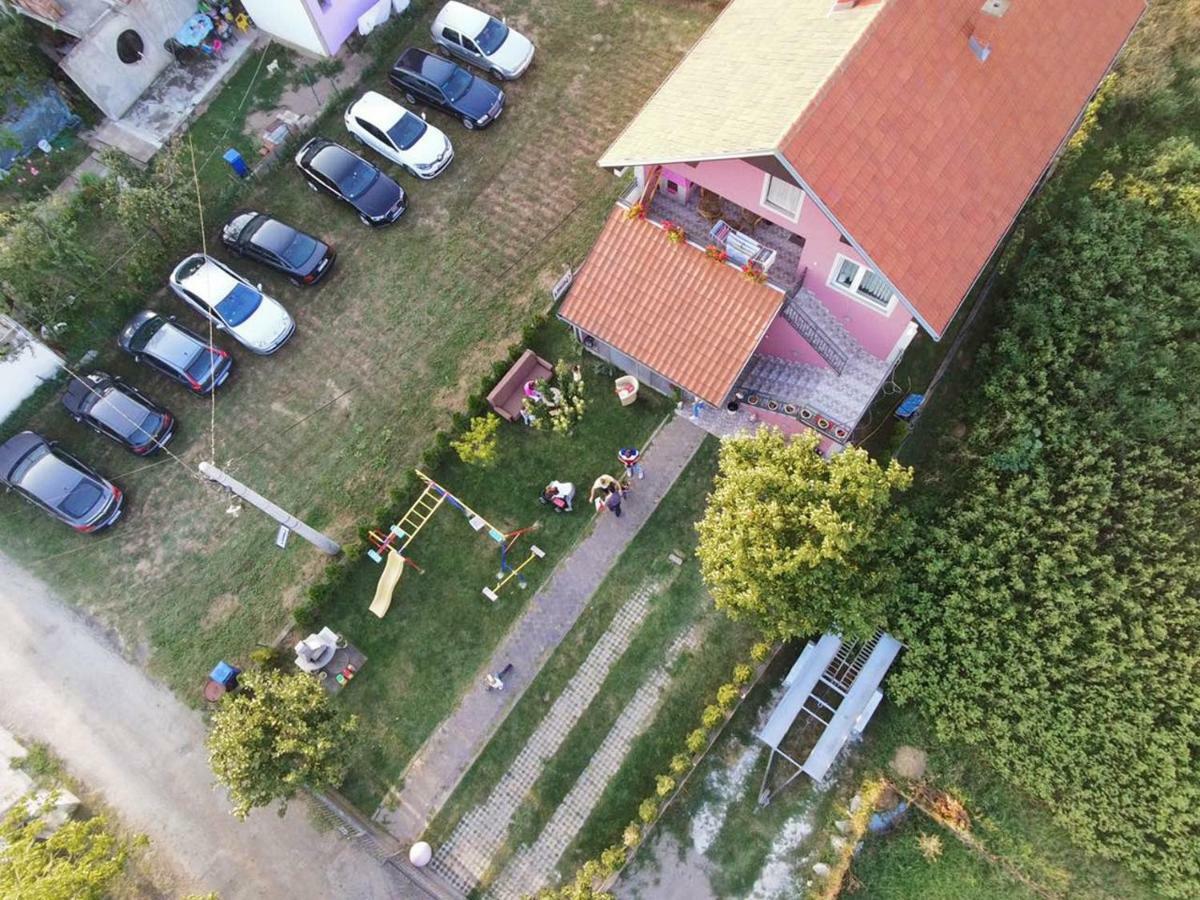 Apartments "Predah Kod Baraca" Ni Extérieur photo
